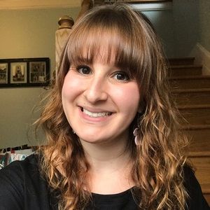 Meet your Posher, Anna